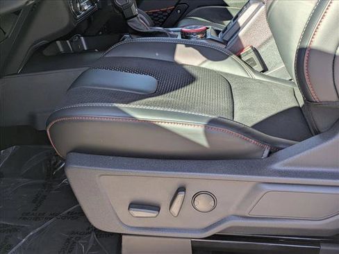 New 2025 Ford Bronco Raptor image 4