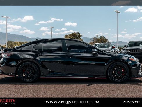 Used 2022 Toyota Camry TRD FWD image 7