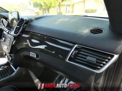 Used 2018 Mercedes-Benz GLE 350 4MATIC image 26