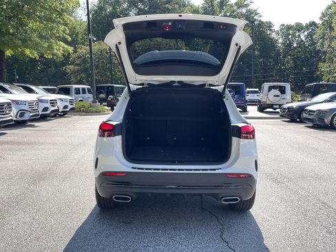 Certified 2025 Mercedes-Benz GLA 250 image 9
