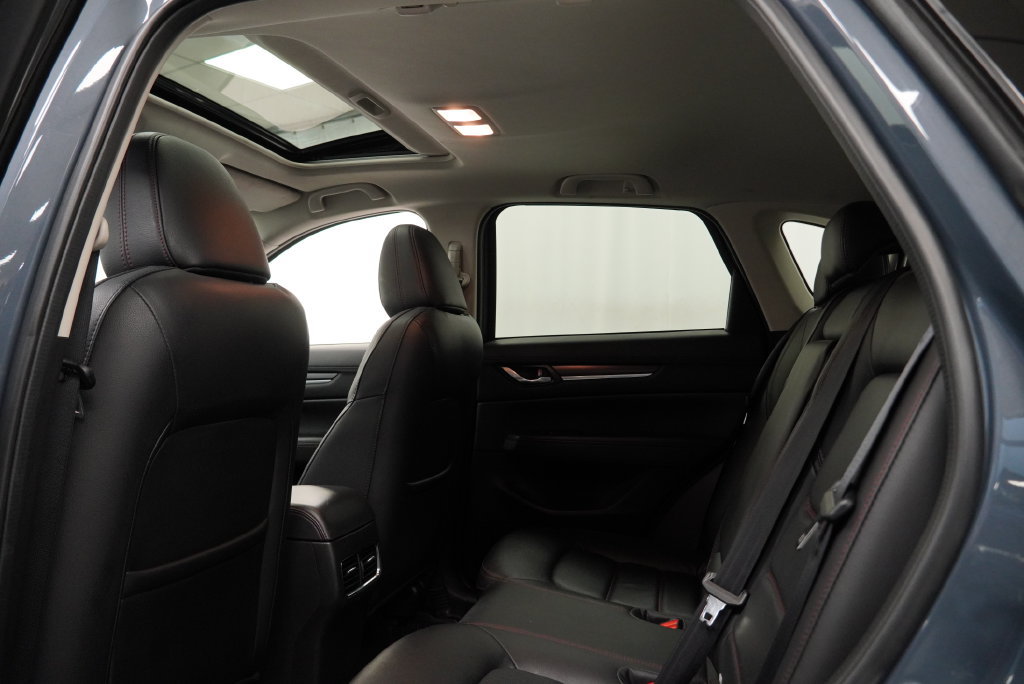 Used 2025 MAZDA CX-5 Carbon Edition AWD/4WD image 4