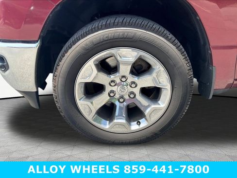 Used 2019 RAM 1500 Big Horn AWD/4WD image 9