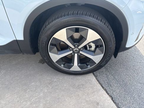 Certified 2026 Volvo XC40 B5 Plus AWD/4WD image 12