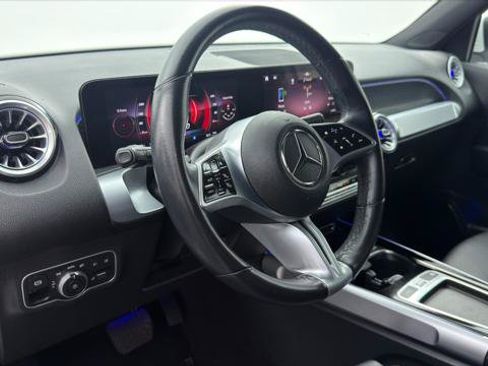 Used 2024 Mercedes-Benz GLB 250 image 24
