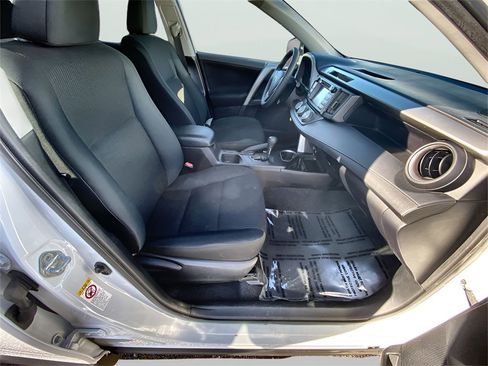 Used 2017 Toyota RAV4 LE image 23