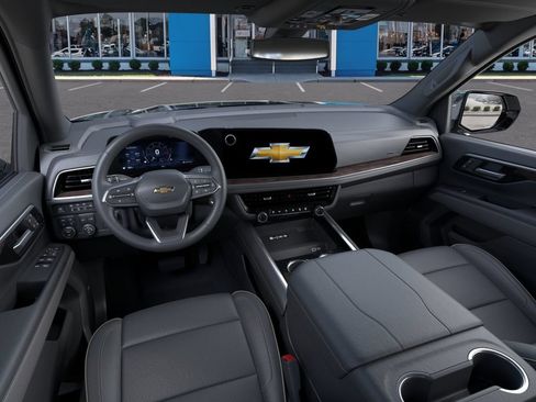 New 2026 Chevrolet Suburban Premier w/ Sun And Tow Package AWD/4WD image 15