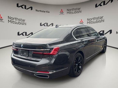 Used 2021 BMW 745e xDrive w/ Luxury Rear Seating Package AWD/4WD image 5
