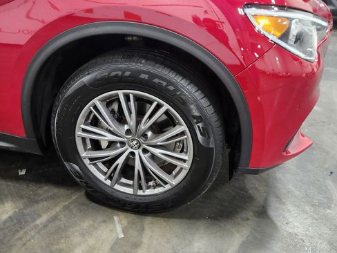 Used 2022 Alfa Romeo Stelvio Sprint image 12