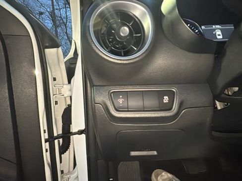 Used 2024 Kia Forte LXS image 11