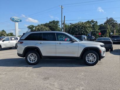 New 2026 Jeep Grand Cherokee Laredo