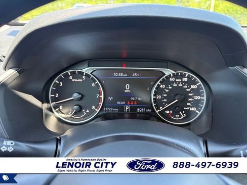 Used 2025 Nissan Altima 2.5 SV FWD image 21