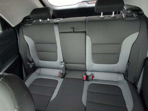 New 2026 Chevrolet TrailBlazer LT w/ Convenience Package FWD image 7