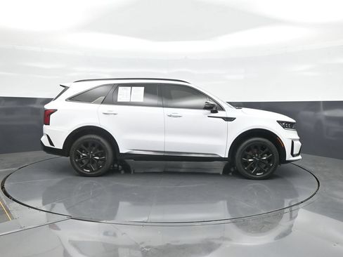 Used 2023 Kia Sorento SX AWD/4WD image 8
