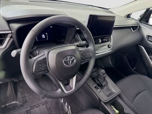 Certified 2026 Toyota Corolla Cross LE w/ Moonroof Package image 9