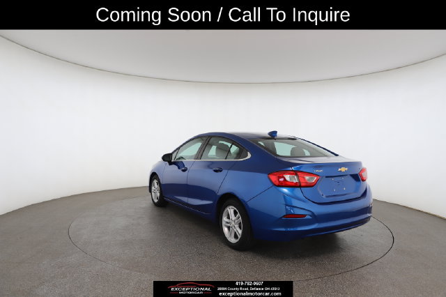 Used 2018 Chevrolet Cruze LT w/ Convenience Package FWD image 11