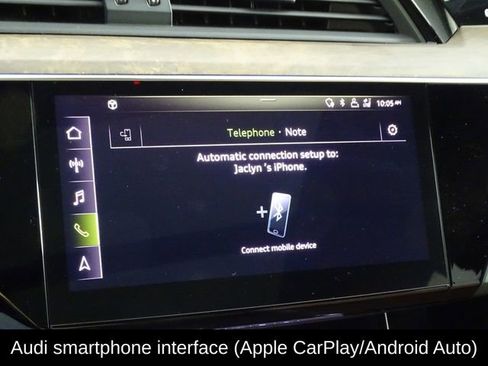 Used 2019 Audi e-tron Prestige w/ Prestige Package image 40