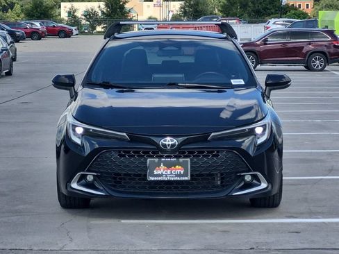 Used 2025 Toyota Corolla XSE FWD image 9