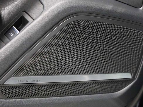 Used 2022 Audi S6 Premium Plus image 16