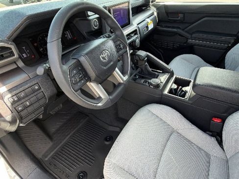 New 2026 Toyota 4Runner SR5 AWD/4WD image 10