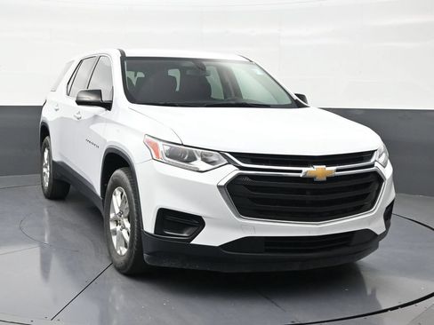 Used 2019 Chevrolet Traverse LS FWD image 7