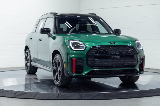 Used 2026 MINI Cooper Countryman John Cooper Works w/ Comfort Package Max AWD/4WD image 2