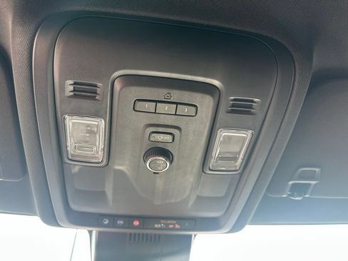 Used 2024 Chevrolet Tahoe Z71 AWD/4WD image 20