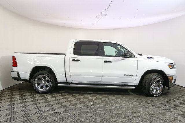 Used 2025 RAM 1500 Big Horn AWD/4WD image 14
