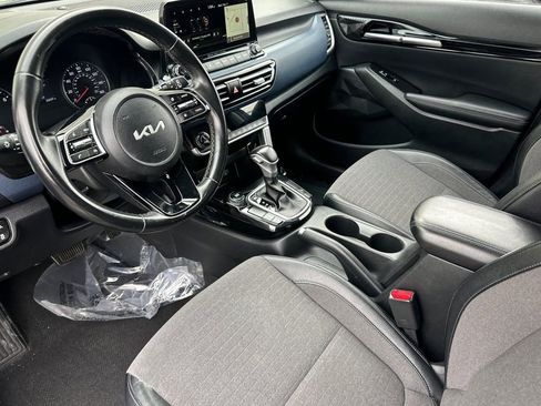 Used 2022 Kia Seltos S image 10