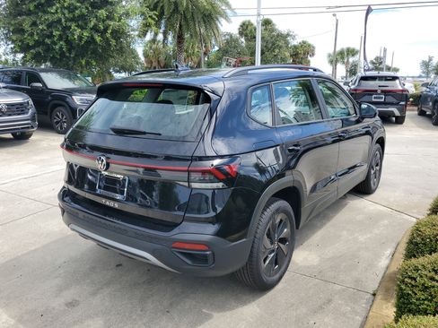 New 2025 Volkswagen Taos S image 4