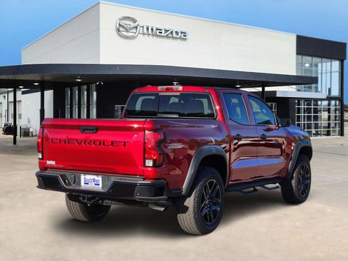 Used 2025 Chevrolet Colorado Trail Boss image 5