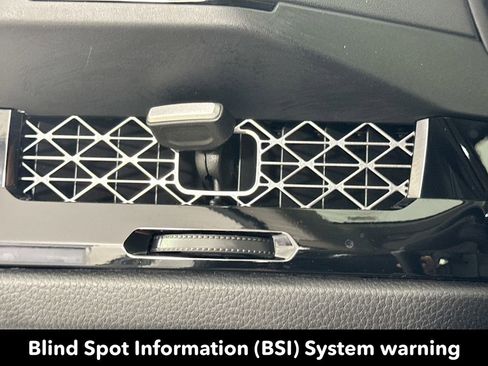 Used 2025 Honda Accord Touring image 13