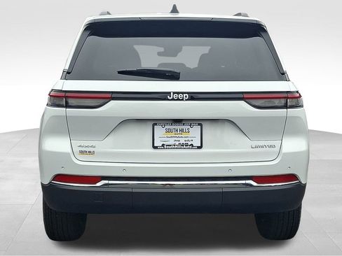 New 2025 Jeep Grand Cherokee Limited image 5