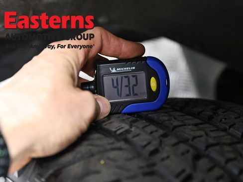 Used 2023 Chevrolet Colorado W/T image 24