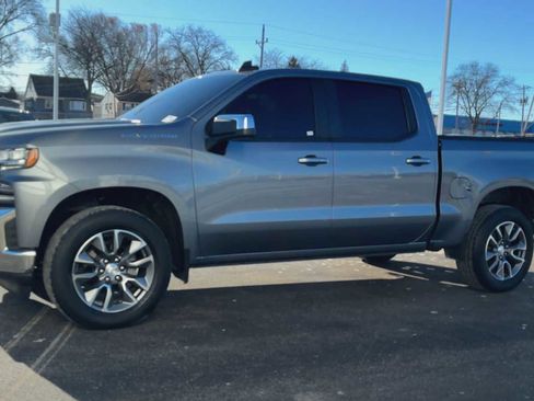 Used 2022 Chevrolet Silverado 1500 LT image 6