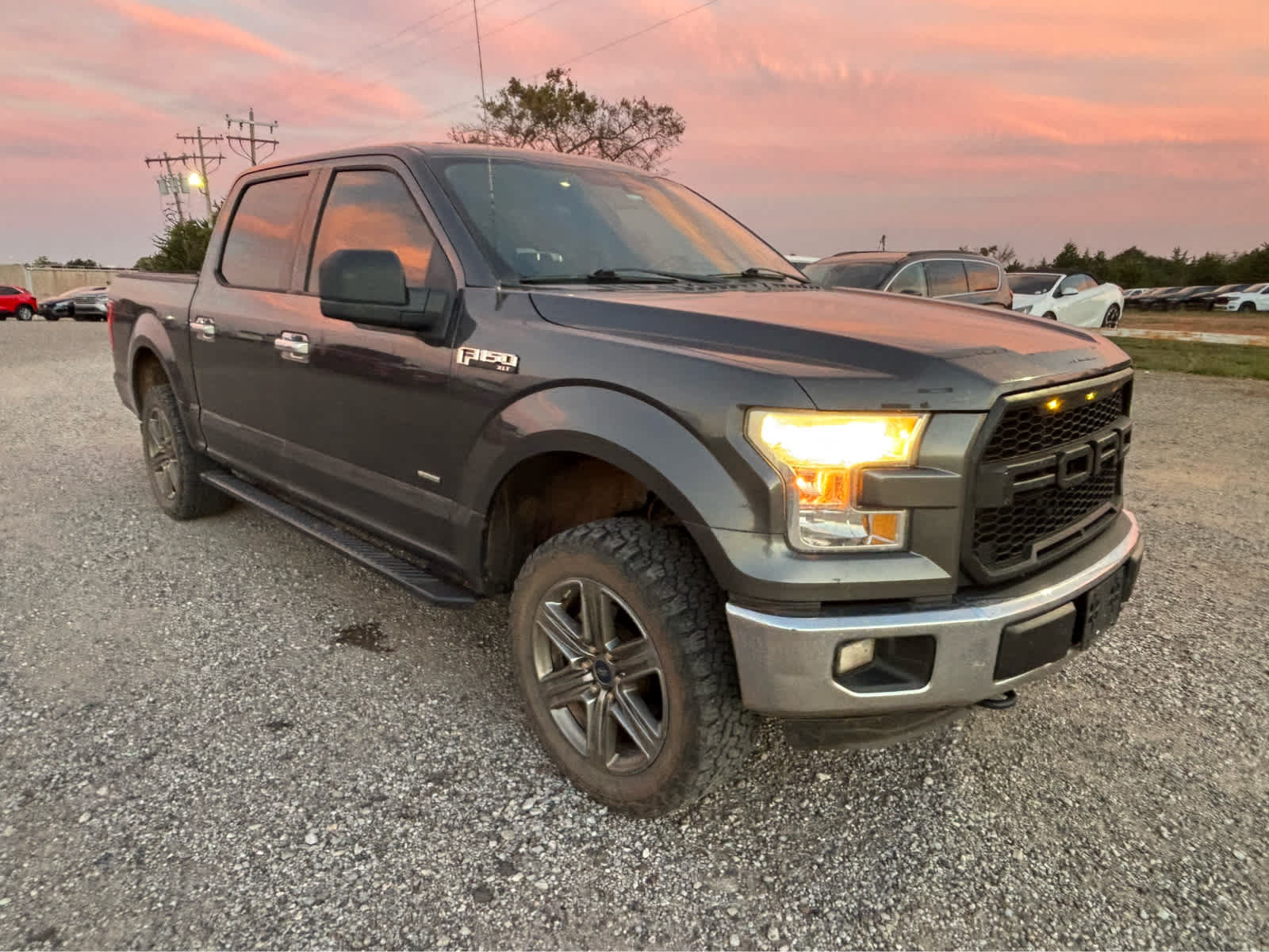 Used 2015 Ford F150 XLT AWD/4WD image 8