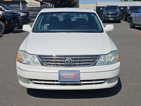 Used 2004 Toyota Avalon XLS FWD image 2