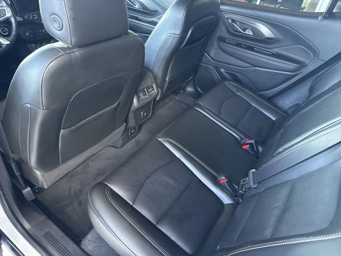 Used 2020 GMC Terrain SLT w/ Preferred Package image 12