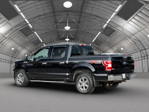 Used 2018 Ford F150 XLT w/ Equipment Group 302A Luxury AWD/4WD image 5