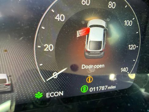 Used 2025 Honda Civic Sport Touring image 13