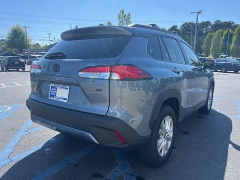 Used 2022 Toyota Corolla Cross LE image 6