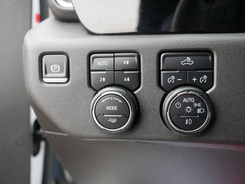 Used 2023 Chevrolet Silverado 1500 LT Trail Boss w/ Protection Package image 26