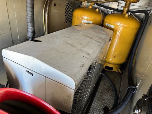 Used 2015 Freightliner Sprinter 3500 w/ Suspension Package I image 24