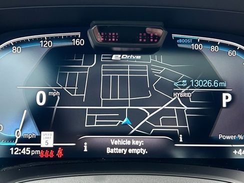 Used 2021 BMW 330e xDrive 330e xDrive w/ M Sport Package image 19