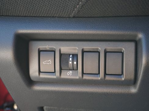 Used 2026 Subaru Outback Limited AWD/4WD image 16