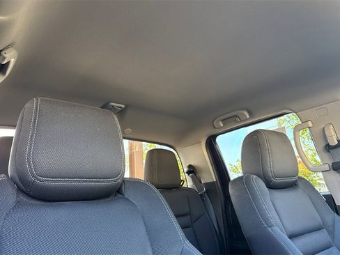 Used 2023 Nissan Frontier SV w/ Technology Package image 23