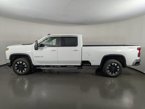 Used 2020 Chevrolet Silverado 2500 LT w/ True North Edition AWD/4WD image 5