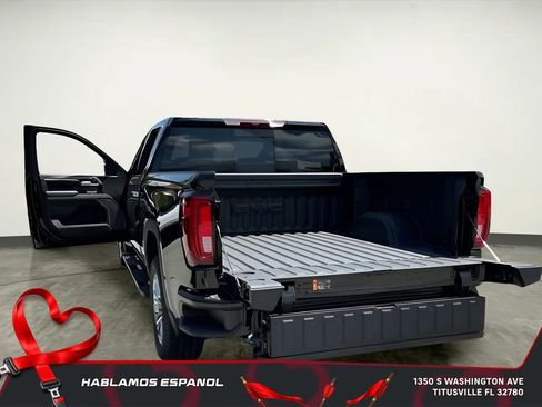 New 2025 GMC Sierra 1500 Denali image 4