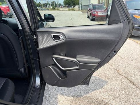 Used 2020 Kia Soul LX FWD image 23