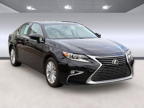 Used 2017 Lexus ES 350 image 7
