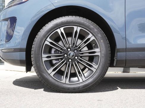 New 2026 Land Rover Range Rover Evoque S image 32